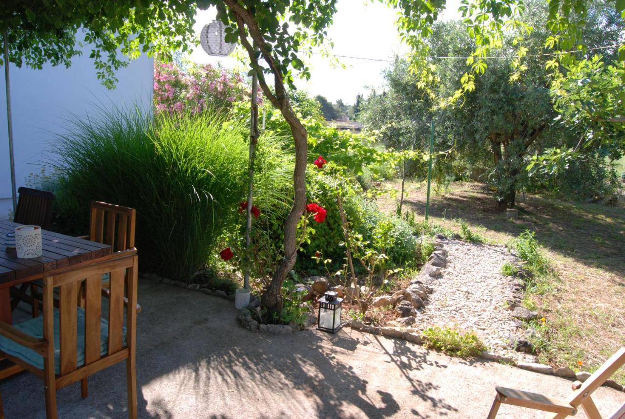 Rustic Holiday Home Miketa Lukoran ภายนอก รูปภาพ